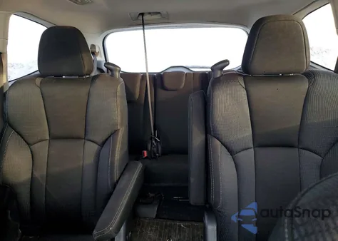 2021 Subaru Ascent Premium z USA, uszkodzony, nr VIN 4S4WMAFD2M3423807